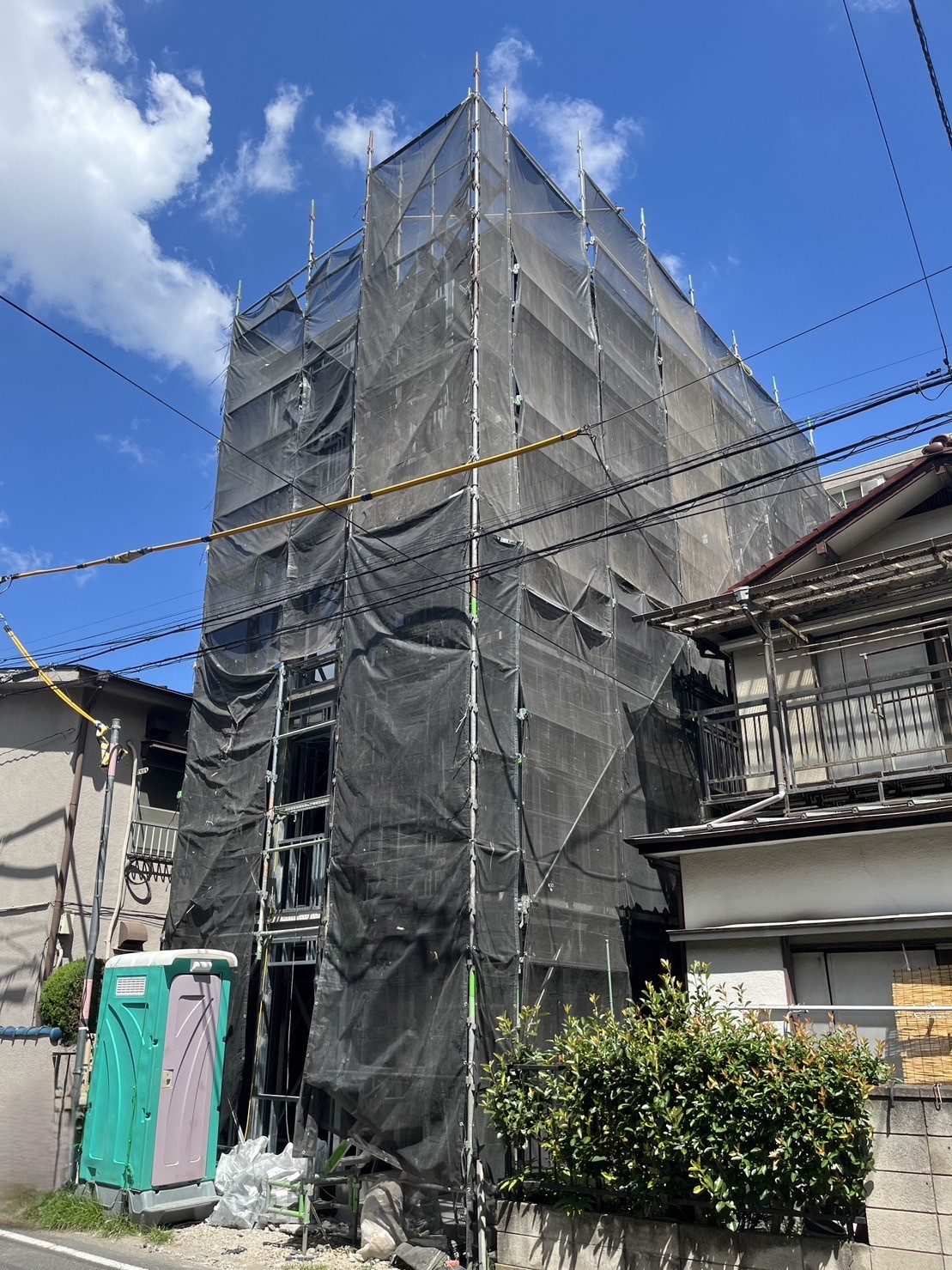 川口市川口駅鉄骨4階建て建築中マンション