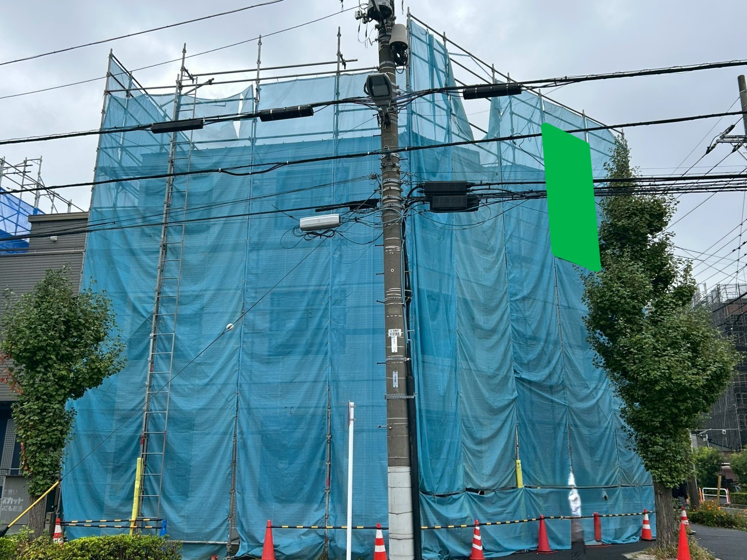 足立区島根 鉄骨3階建て建築中マンション